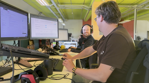 Equipe de la Relation Client, a votre écoute pour paramétrer l'automatisation et l'optimisation de votre visibilité digitale